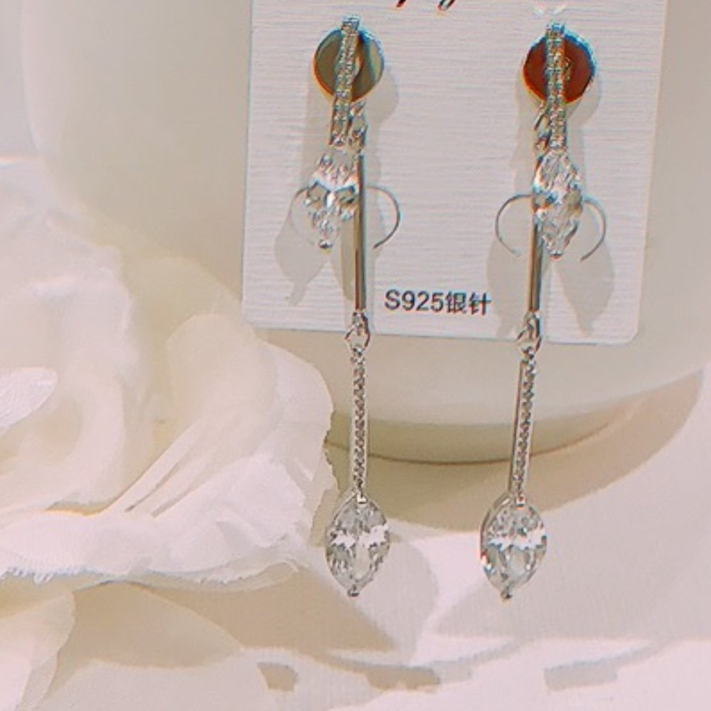 925 Silver Cubic Zirconia Drop Earning
